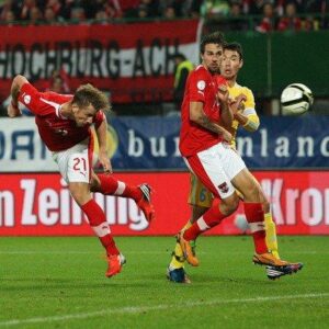 Entstehungsgeschichte zum 1 : 0. Janko erwischt die Alaba-Maßflanke zum erfolgreichen Abschluss perfekt. Foto: GEPA