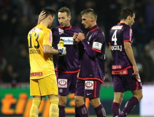 GEPA-17111264037 Erneut "zu Null" gespielt und gewonnen. Die Austrianer v.l.: Heinz Lindner, Manuel Ortlechner, Emir Dilaver und Kaja Rogulj. Foto: GEPA