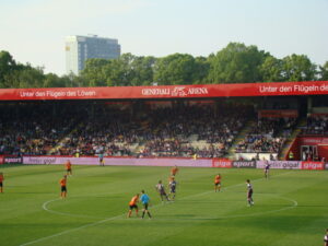 Vom "Tschechisches Herz"-Platz, über die Wiener Verbandsanlage zum Franz Horr-Stadion. Seit Jahresbeginn 2011 heißt das Areal Generali-Arena. Foto: oepb  