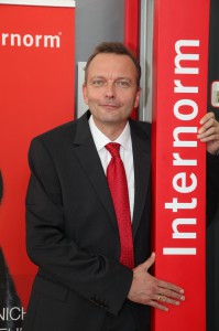Die Idee vom Großvater übernommen und bis in die heutige Zeit getragen hat Christian Klinger, Internorm-Miteigentümer. Foto: Internorm