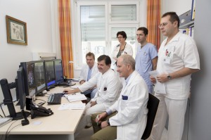 Angioboard: Fachspezialisten besprechen gemeinsam die beste Therapie. Foto: vinzengruppe.at