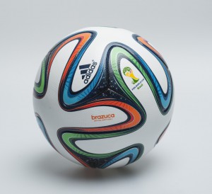 adidas Brazuca für die FIFA Fussball-WM 2014