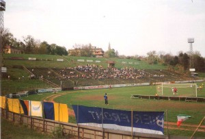 Blick in die Arena. 800 Besucher kamen am 27. April 1996 ... Foto: oepb