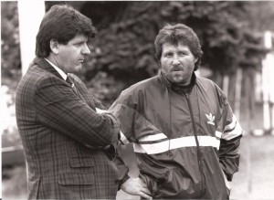 Zwei alte Weggefährten wieder vereint: „Milo“ und Willi Kreuz 1989/90 beim SK VÖEST.