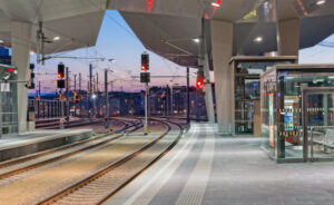 Bisher standen die Ampeln auf Rot, doch seit gestern rollen die Züge nach aller Herren Länder von Wien aus ab. Foto: ÖBB