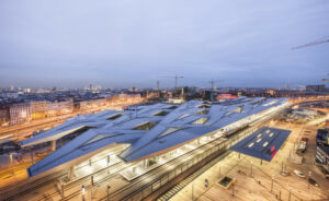 Ein imposantes Bild gibt nach wie vor die Vogel-Perspektive ab. Das Areal wurde gegenüber dem alten Südbahnhof halbiert ...