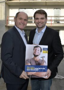 LH-Stellvertreter Mag. Wolfgang Sobotka (links) mit Jugendvertreter Lukas Michlmayr. Foto: NLK Reinberger