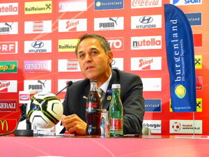 ÖFB-Teamchef Marcel Koller freut sich, dass der eingeschlagene Weg beim ÖFB weitergeht. Foto: oepb
