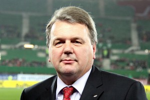 WFV-Präsident und Vorsitzender der ÖFB-Schiedsrichterkommission Robert Sedlacek. Foto: Steindy 