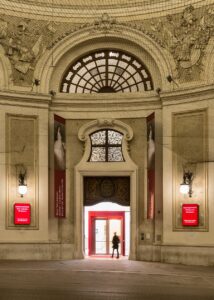 Das Eingangs-Portal in die Wiener Hofburg. Foto: SKB