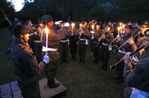 Feierlich beendete die Militärmusik OÖ die Angelobung mit dem "Großen Österreichischen Zapfenstreich". Foto: Bundesheer / Simader