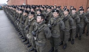 Aus "Jung-Männern" werden Soldaten. Die Angelobung steht am Ende der Grundausbildung und ist stets ein feierlicher Akt beim Österreichischen Bundesheer. Foto: Bundesheer / Simader