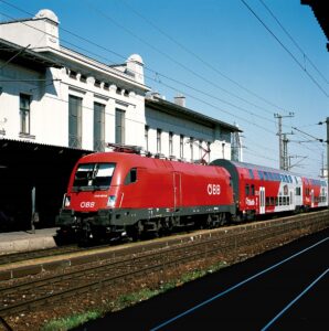 Erneuerungs- und Instandhaltungsarbeiten stehen den Sommer über am Bahnhof zu Wien-Hütteldorf an. Foto: ÖBB / Deopito