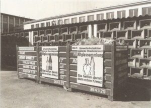 Blick auf die Altglascontainer hierzulande in den späten 1970er Jahren. Das Ergebnis hat sich in diesen 40 Jahren verachtfacht. Und - wie es so schön heißt - "Es ist noch Luft nach oben da!" Foto: AGR
