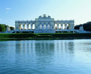 Blick auf die Gloriette. Foto: SKB / Alexander E. Koller