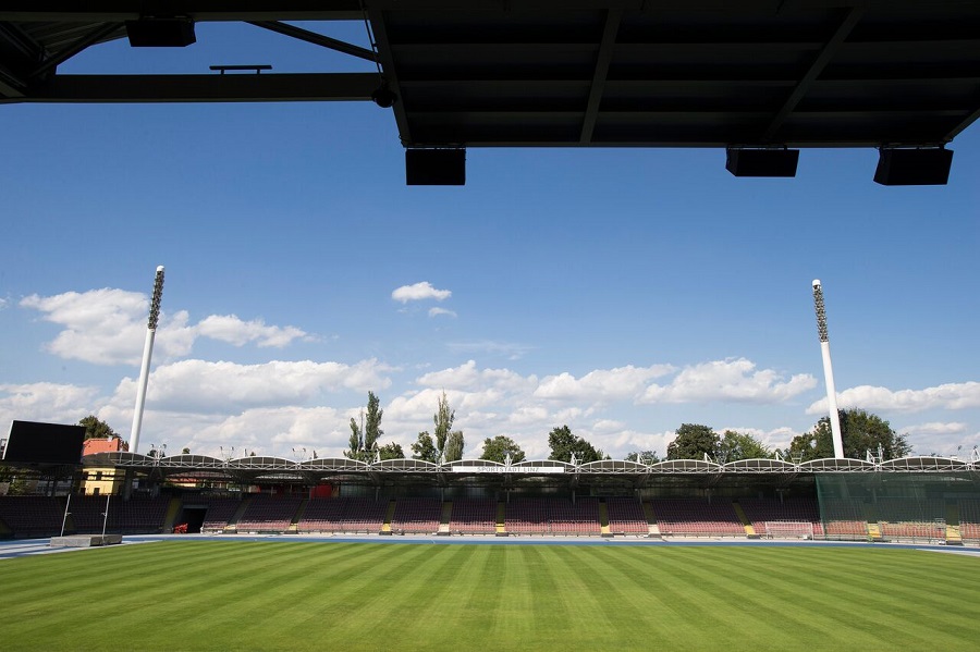 Legendenklub-Eröffnung beim FC Blau-Weiß Linz | Redaktion ...