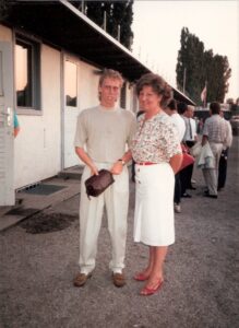 Zwischen beiden Bildern liegen 25 Jahre. Hier als Aktiver am 16. Juli 1988 anlässlich eines seiner ersten Spiele für den FK Austria Wien beim 2 : 0 gegen CSKA Sofia in Wiener Neustadt ...
