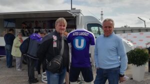 Auch die beiden Austria-Legenden und oftmaligen ÖFB-Auswahlspieler Andreas Ogris (links), sowie Robert Sara waren anlässlich der Eröffnung mit von der Partie. Foto: FAK
