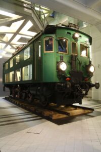 Die Elektrolok 1060.001 ist eine Elektrolokomotive der k.u.k. Österreichischen Staatsbahn des Jahres 1912. Sie hatte eine Gewicht von 55 t. Foto: Technisches Museum Wien
