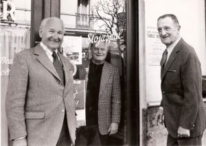 26. März 1979, Monte Carlo. Im Bild von links: Karl “Vogerl” Geyer (FAK), Ernst “Stoissi” Stojaspal (FAK), sowie Dr. Vladimir Davidovitch (Trainer in Frankreich). Geyer und Davidovitch feiern bei Stojaspal ihren 80. Geburtstag. Foto: privat/Sammlung oepb