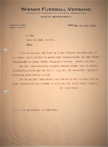 Die Gattin von Dr. Emanuel "Michl" Schwarz bemühte sich nach dem Krieg, dass der zu Unrecht entwendete Goldpokal wieder in den rechtmäßig Besitz zurückgelangt. Sammlung: oepb