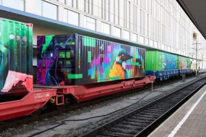 Noah¹s Train ist nicht nur das längste mobiles Kunstwerk der Welt, sondern auch das Synonym für grünen Transport auf der Schiene. Foto: ÖBB / David Payr