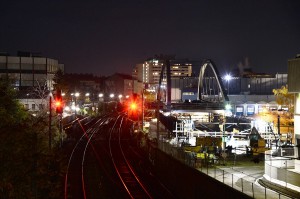 Nach dem reibungslosen Verschub der Brücke über die Breitenfurter Straße in der Nacht davor ... 