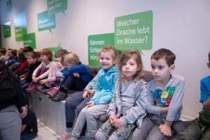 Die Begeisterung für die Literatur wird bei den Kindern gefördert. Foto: © Daniel Hinterramskogler 