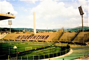 Seit 9. März 2020 pausiert die Serie A in Italien. Blick ins Stadio Artemio Franchi, der Heimstätte des AC Florenz. Österreich spielte hier im Rahmen der Fußball-Weltmeisterschaft 1990 gegen die Tschechen (0 : 1), sowie die USA (2 : 1). Foto © oepb