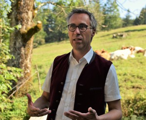 Bauernbund-Präsident Georg Strasser freut es, dass sich nun auch die Deutsche Agrarministerin Julia Klöckner gegen das umstrittene Mercosur-Handelsabkommen ausspricht. Foto: © Bauernbund